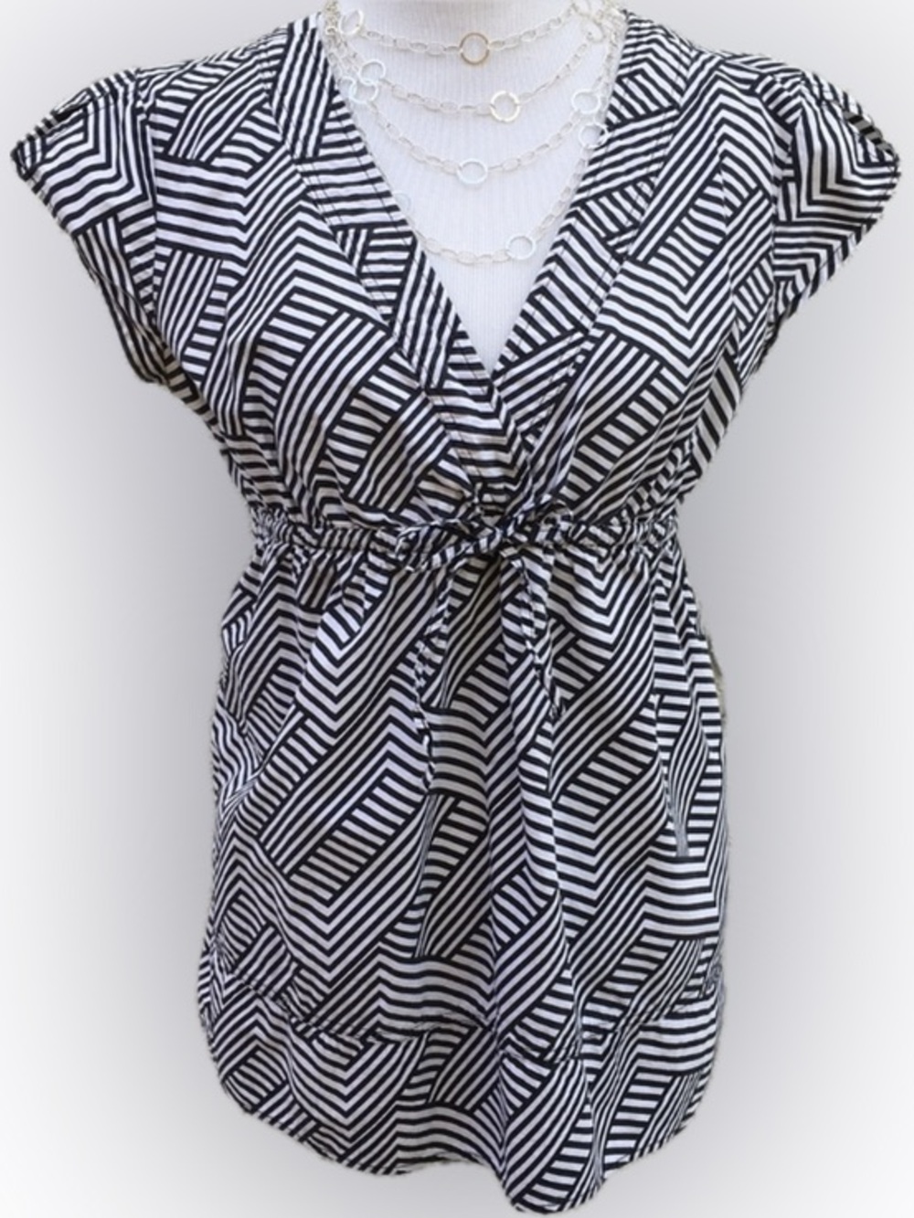 🔴 Volcom | Black & White Top